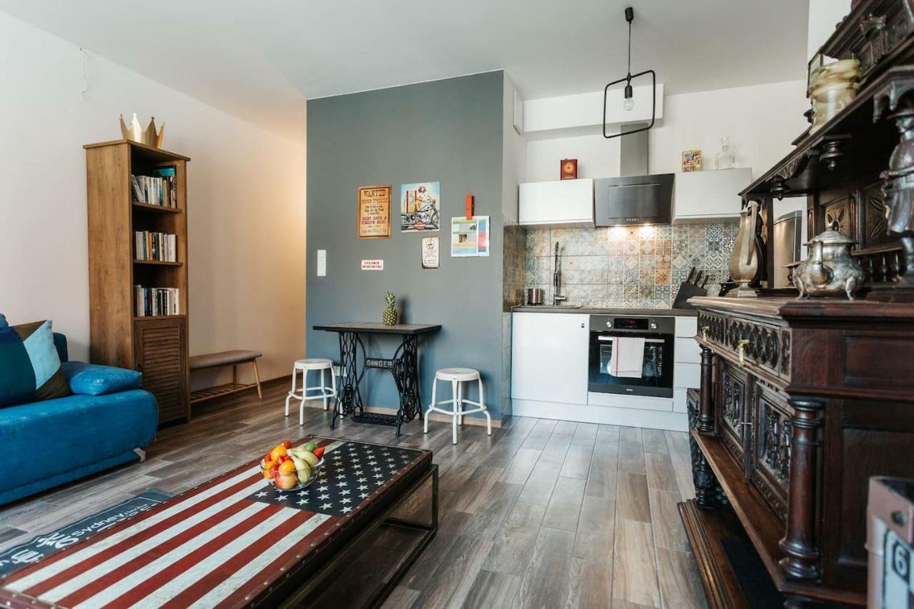 Singer Retro Studio In Kazimierz Cracovie Extérieur photo